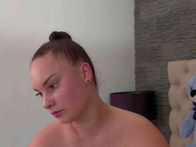 Candy-babe webcam