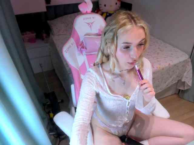 millypopa's webcam live show