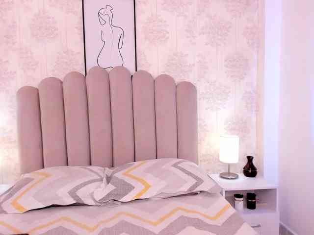 ShaynaHosk ShaynaHosk