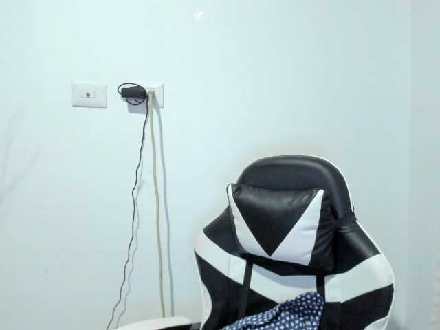 RevySadashiTrue's BongaCams show and profile