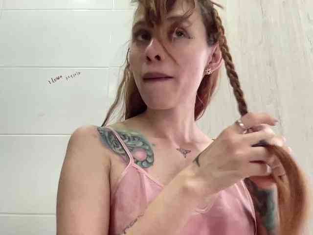 RevySadashiTrue webcam