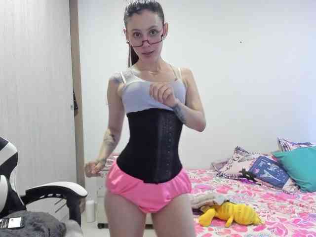 RevySadashiTrue webcam