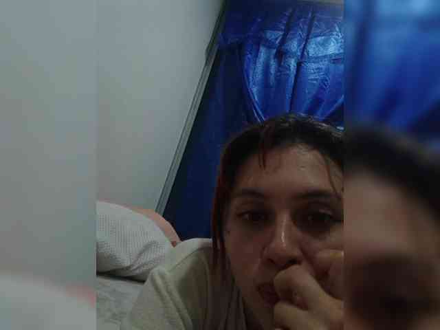 RevySadashiTrue webcam