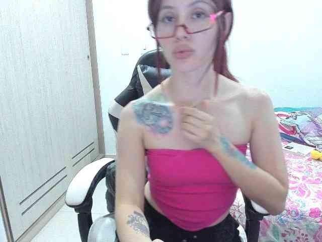 RevySadashiTrue webcam