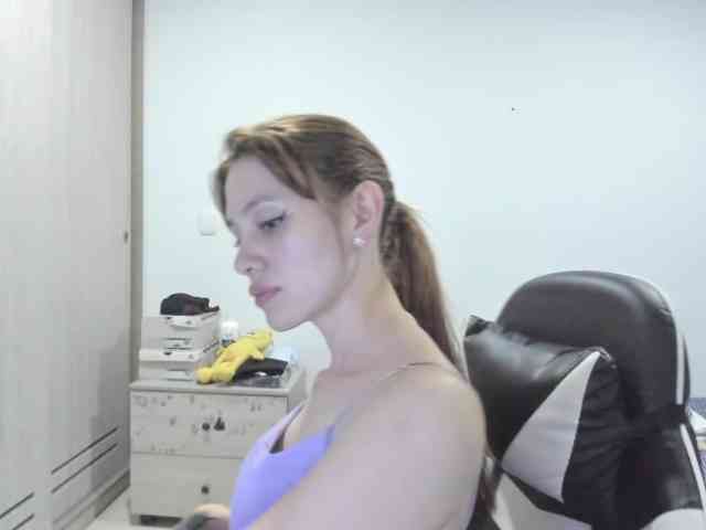 RevySadashiTrue webcam