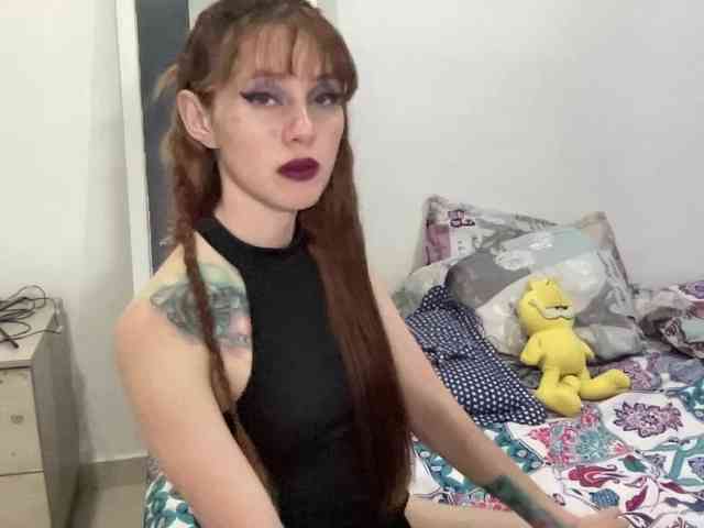 RevySadashiTrue webcam