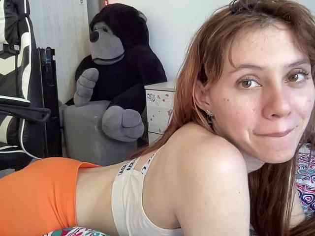 RevySadashiTrue webcam