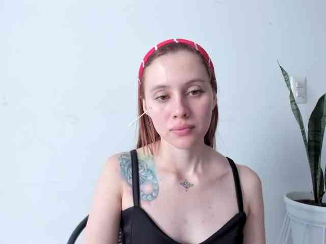 RevySadashiTrue webcam