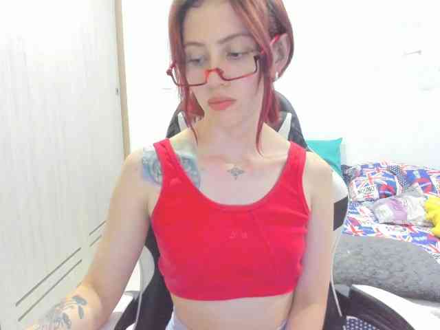 RevySadashiTrue webcam