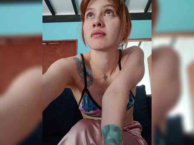 RevySadashiTrue webcam