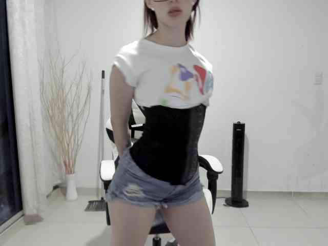RevySadashiTrue webcam