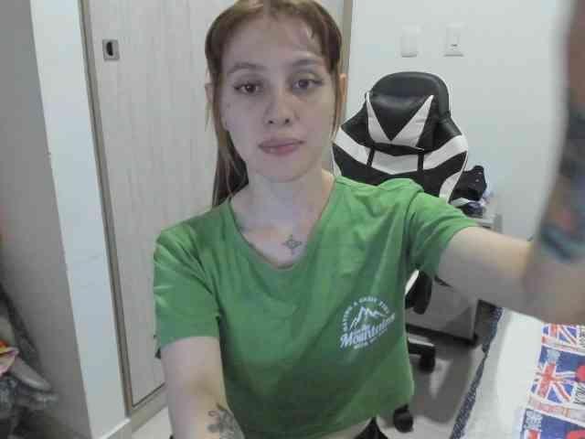 RevySadashiTrue webcam