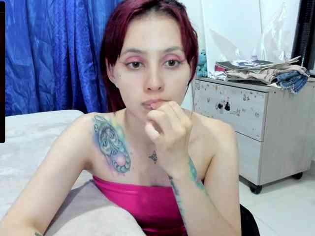 RevySadashiTrue webcam