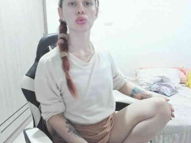 RevySadashiTrue webcam