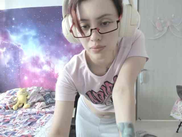 RevySadashiTrue webcam