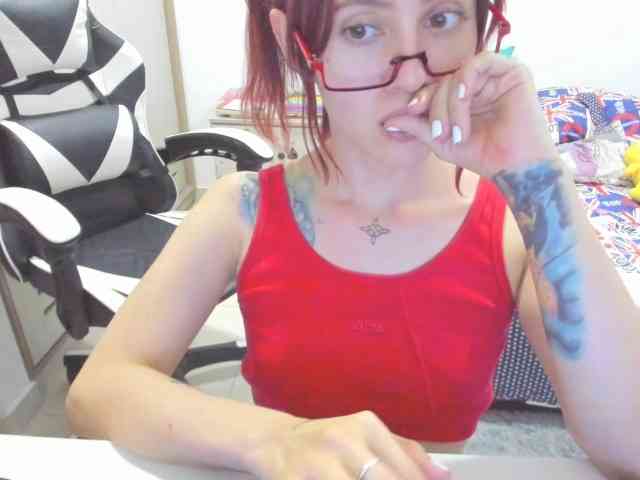 RevySadashiTrue webcam