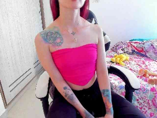 RevySadashiTrue webcam