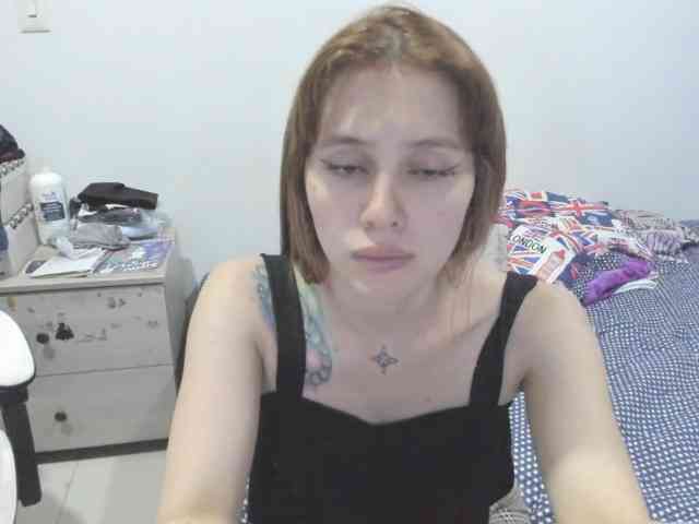 RevySadashiTrue webcam