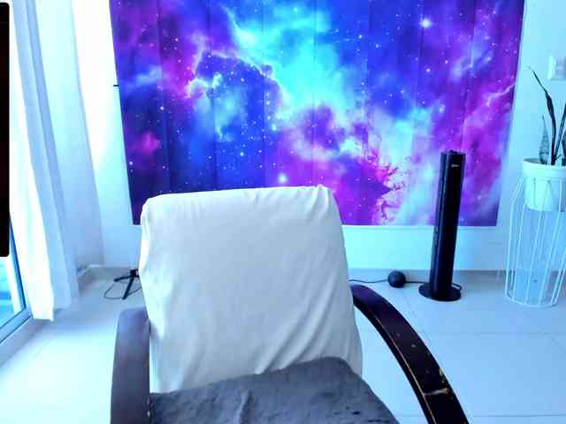 RevySadashiTrue webcam