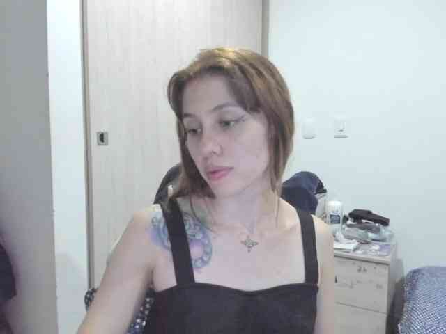 RevySadashiTrue webcam