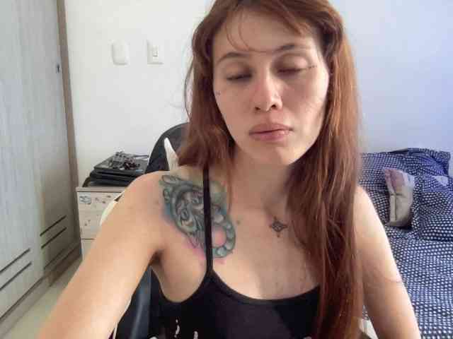 RevySadashiTrue webcam