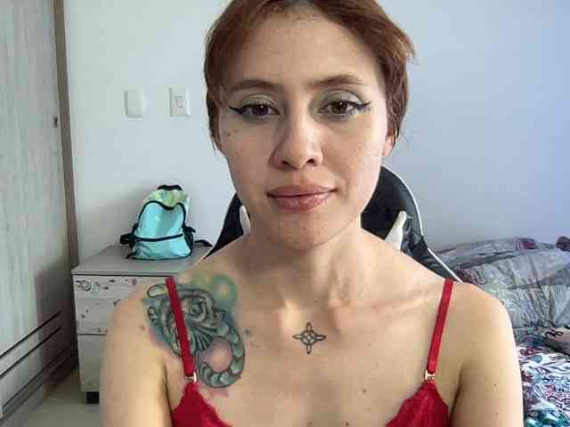 RevySadashiTrue webcam