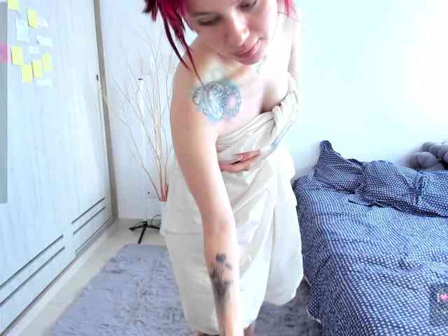 RevySadashiTrue webcam