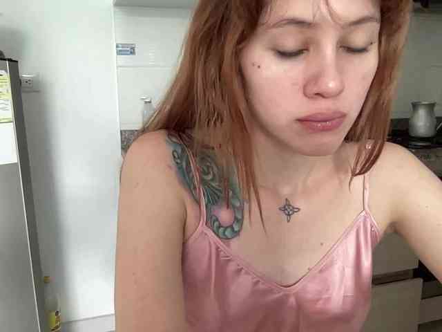 RevySadashiTrue webcam