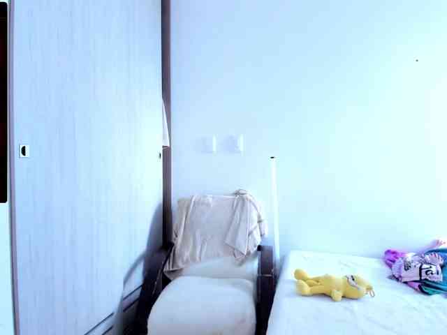 RevySadashiTrue webcam