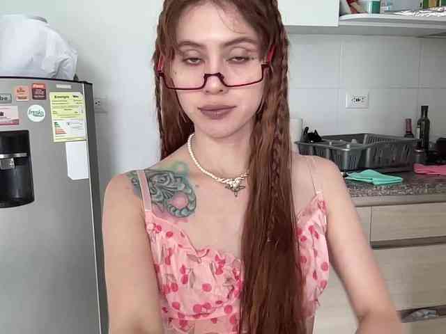 RevySadashiTrue webcam