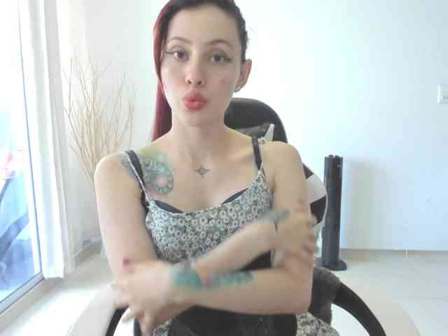 RevySadashiTrue webcam
