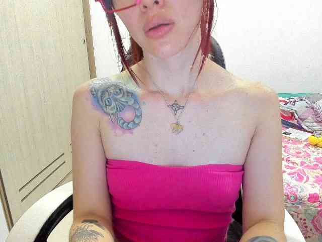 RevySadashiTrue webcam