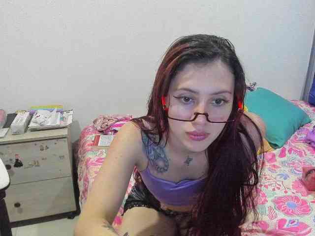 RevySadashiTrue webcam