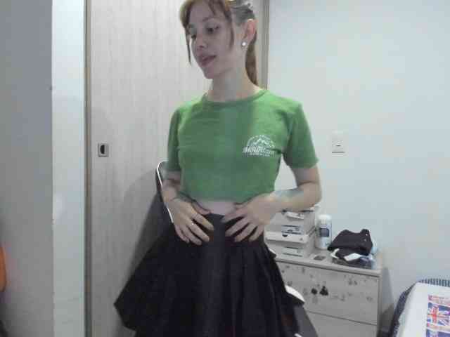 RevySadashiTrue webcam