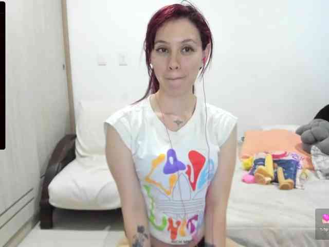 RevySadashiTrue webcam