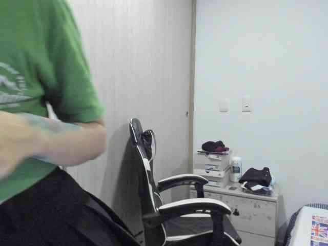 RevySadashiTrue webcam