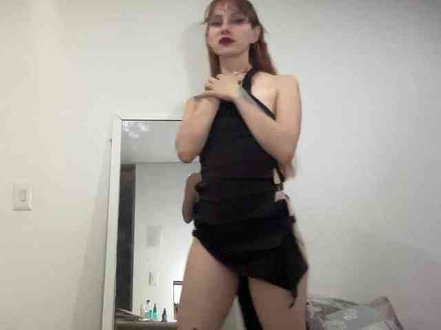 RevySadashiTrue webcam