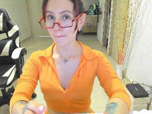 RevySadashiTrue webcam