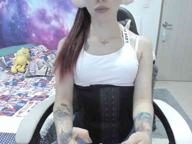 RevySadashiTrue webcam