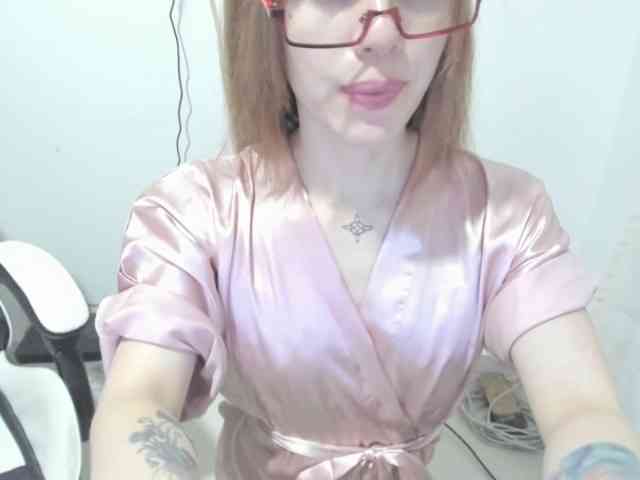 RevySadashiTrue webcam