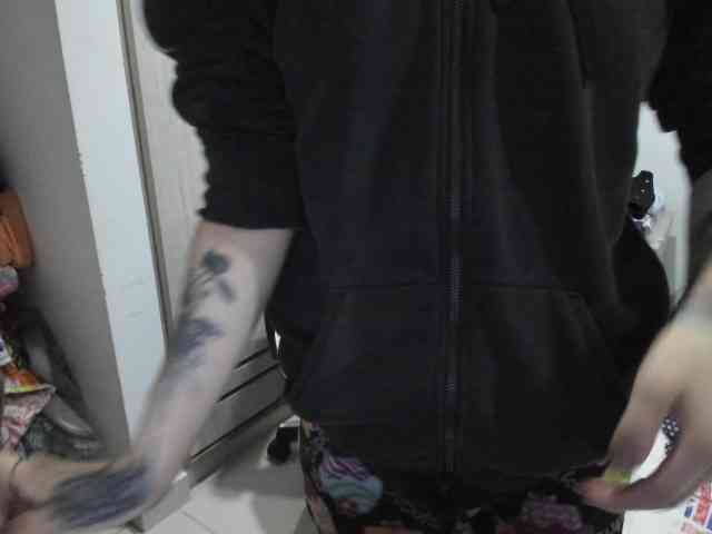 RevySadashiTrue webcam