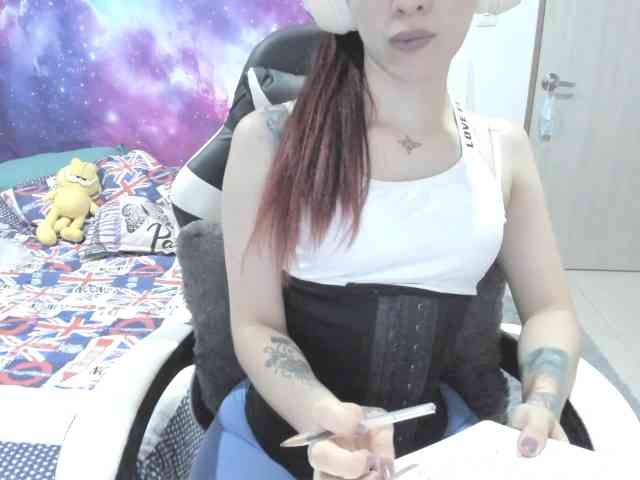 RevySadashiTrue webcam