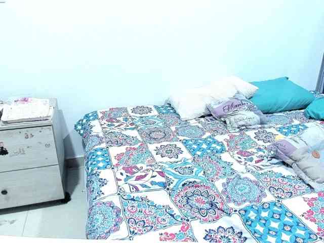 RevySadashiTrue webcam