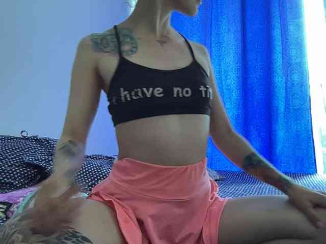 RevySadashiTrue webcam