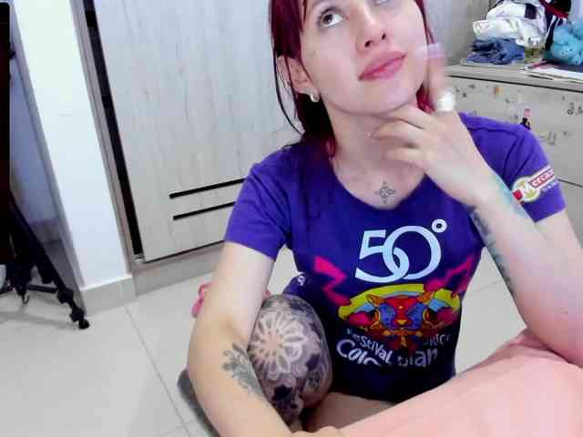RevySadashiTrue webcam