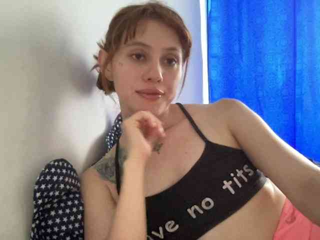 RevySadashiTrue webcam