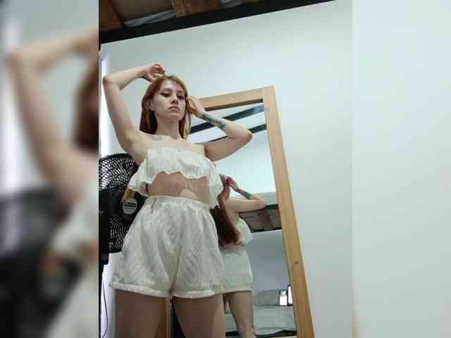 RevySadashiTrue webcam