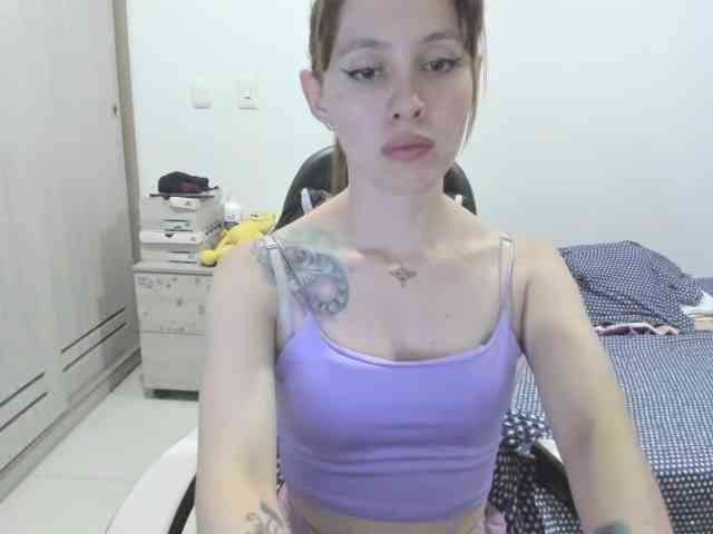 RevySadashiTrue webcam