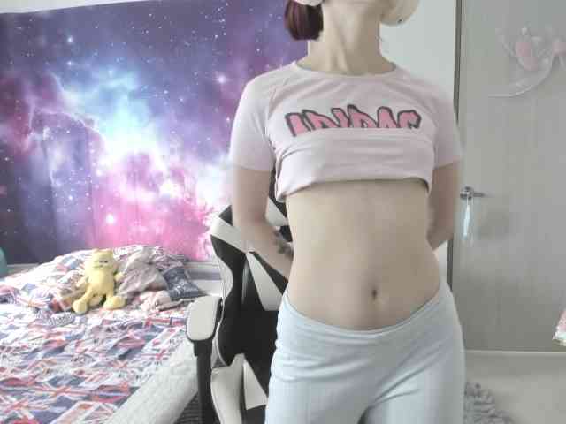 RevySadashiTrue webcam