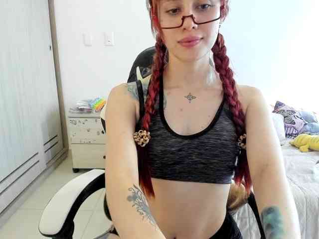 RevySadashiTrue webcam